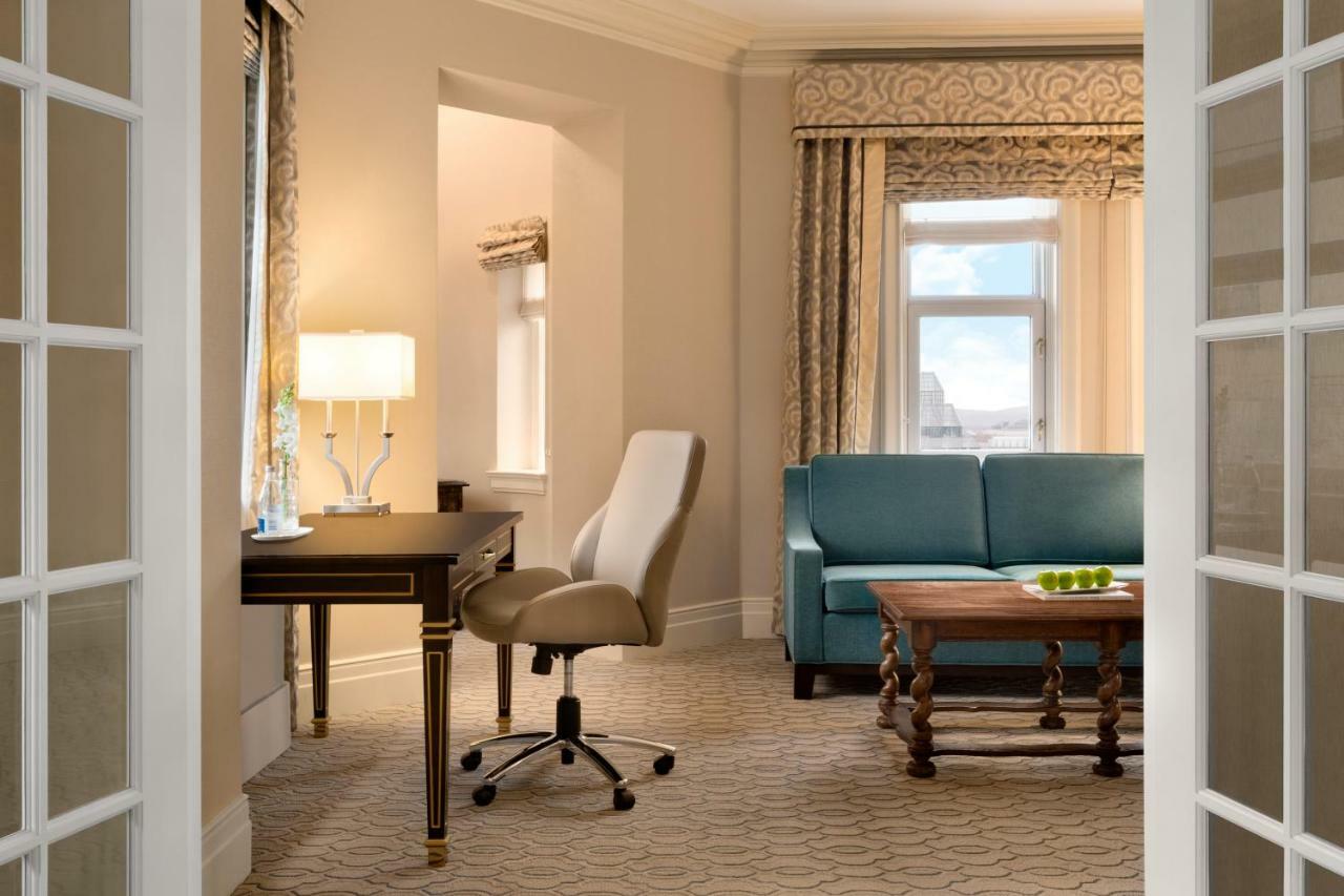 Fairmont Chateau Laurier Gold Experience Ottawa Exterior photo